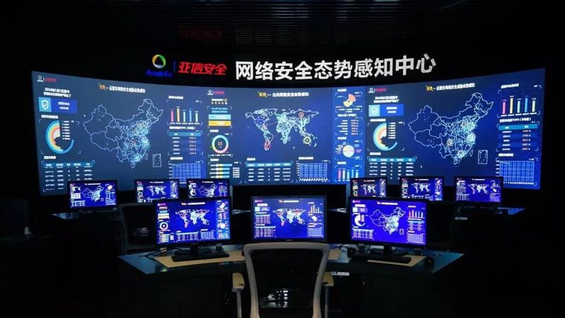 数据中心机房改造：迈向更高效、安全的IT基础设施